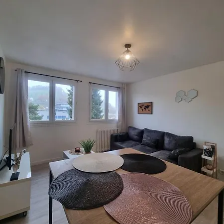 Aurillacois Apartment *